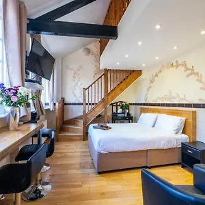 Savoy Apartment London